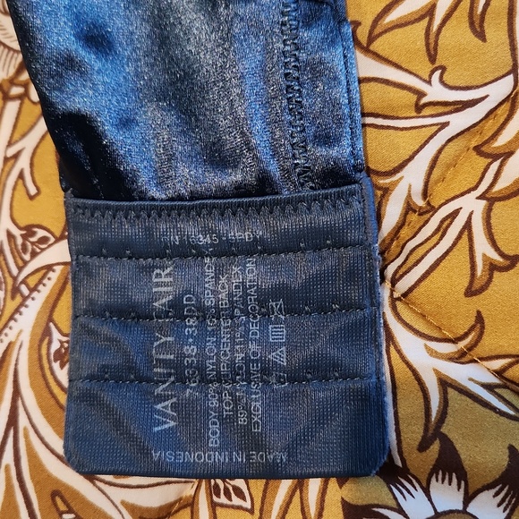 4 bras sale - Picture 2 of 5